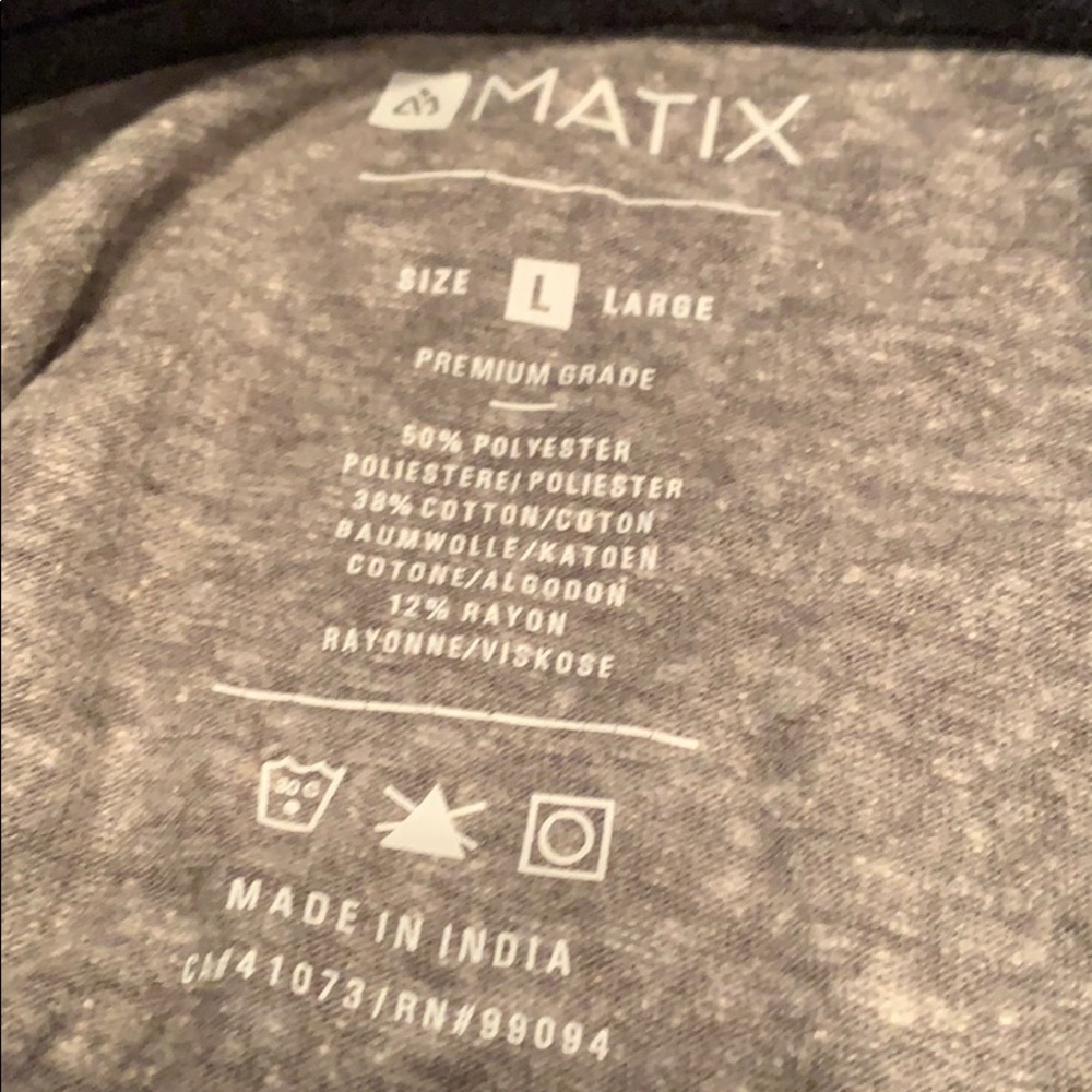 MATIX t-shirt 🌱 - Picture 2 of 2